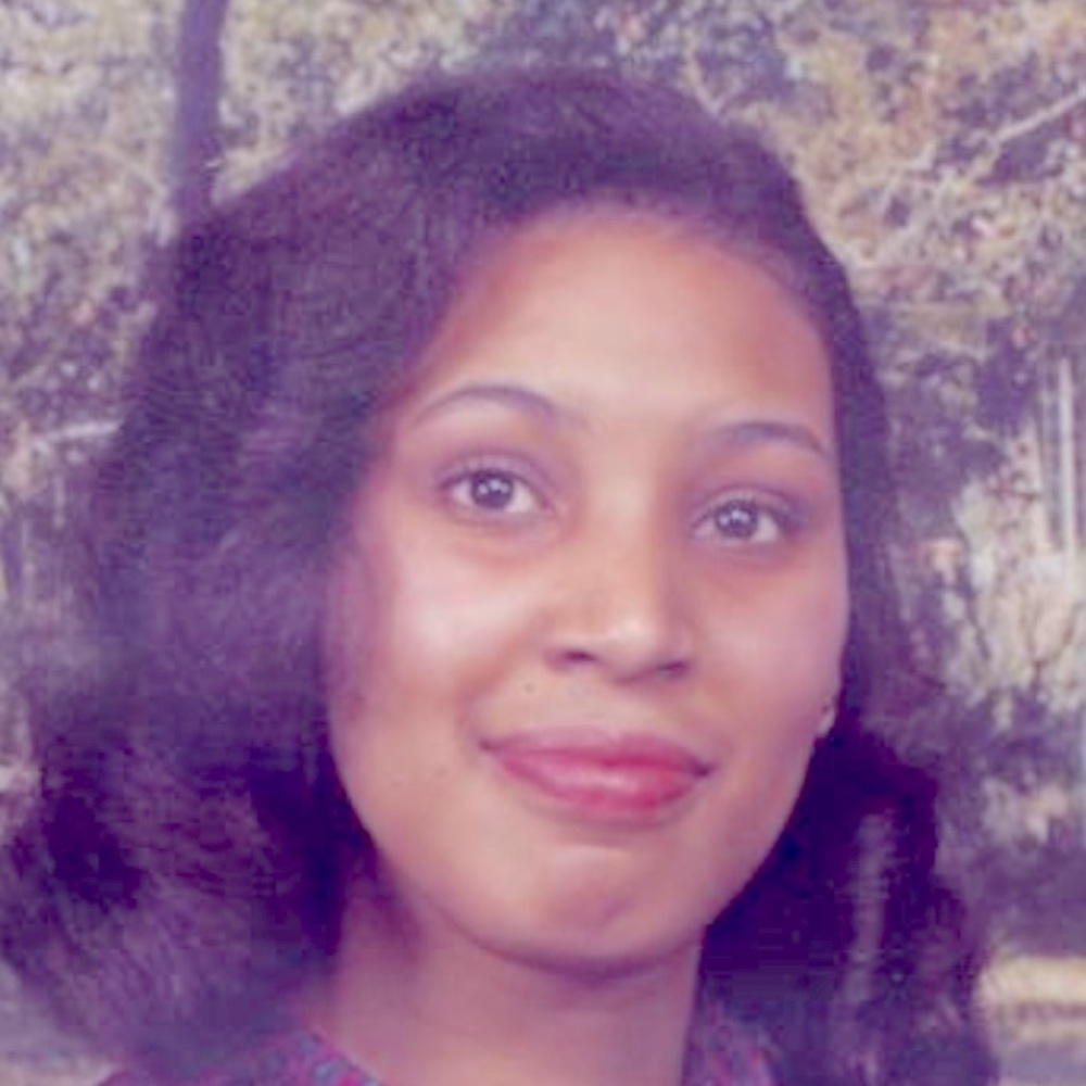 Meet your Posher, Sherry